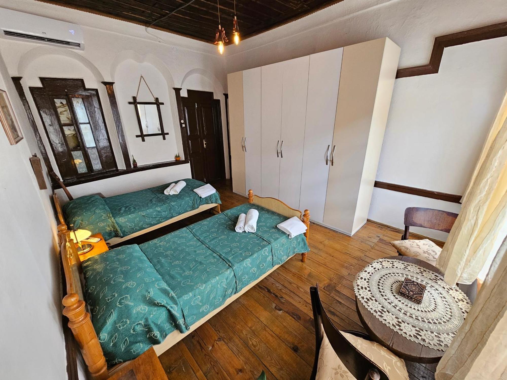 Guest House Panorama Berati Exterior foto