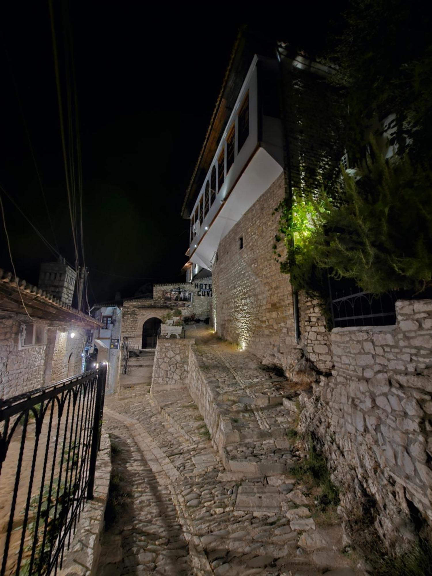 Guest House Panorama Berati Exterior foto