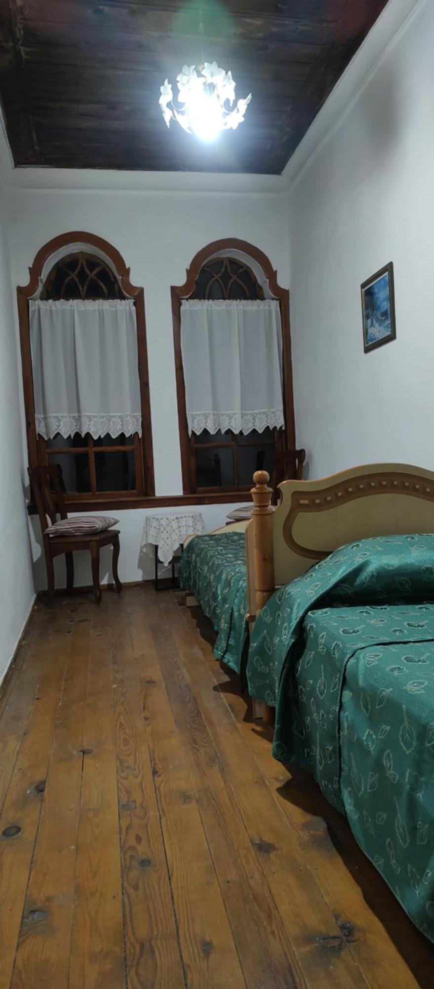 Guest House Panorama Berati Exterior foto