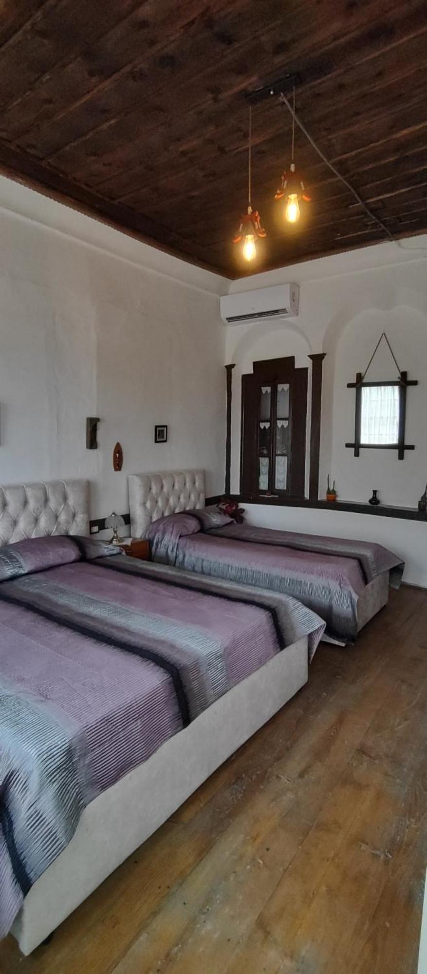 Guest House Panorama Berati Exterior foto